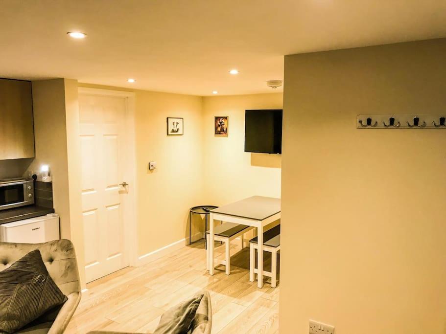 Badgers Sett 2 Bedroom Sleeps 4, The New Inn Viney Hill, Forest Of Dean Blakeney  ภายนอก รูปภาพ
